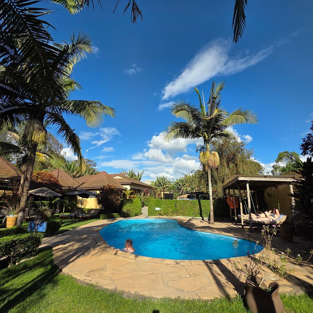 Ahadi Lodge